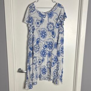 Elegant Blue and White Floral Midi Dress
